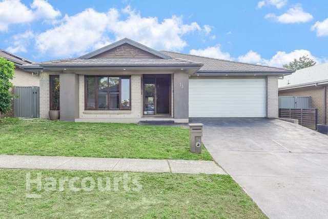 33 Brennan Road, NSW 2570