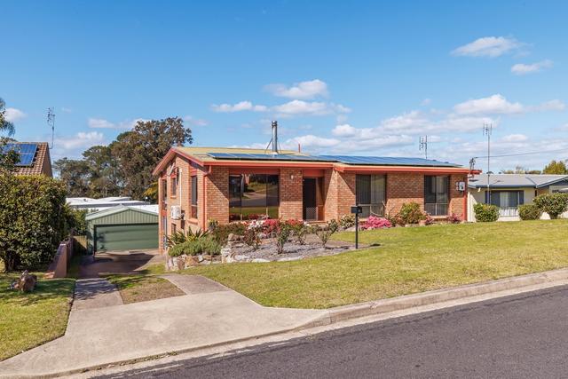 8 West St, NSW 2551