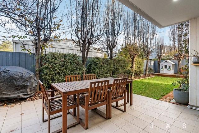 4/42 Eucalyptus Drive, VIC 3012