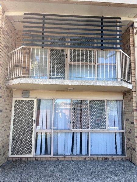 2/2 Woollen Mill Way, QLD 4305