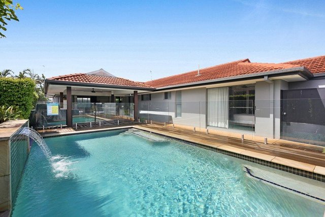 17 Manakin Avenue, QLD 4220