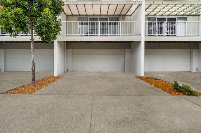 8/2 Bundy Court, QLD 4209