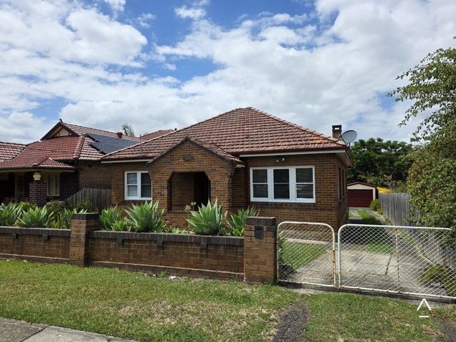 64 Nirranda Street, NSW 2138