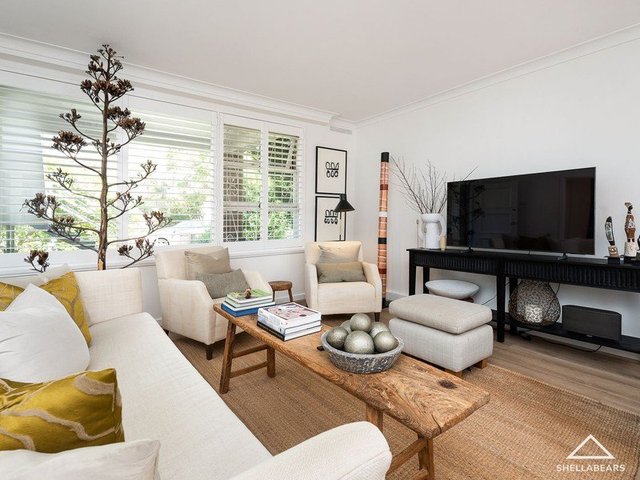 2/2 Freshwater Parade, WA 6010