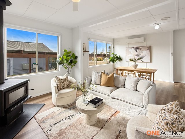 10 Boogen Place, NSW 2630