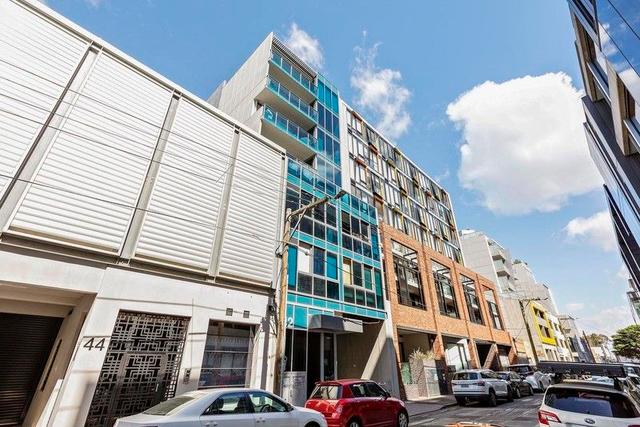 202/42 Wilson Street, VIC 3141