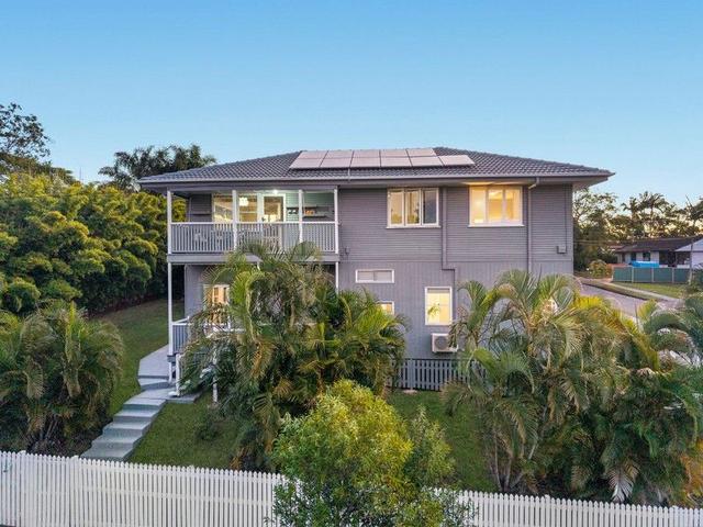 8 Arura Street, QLD 4122