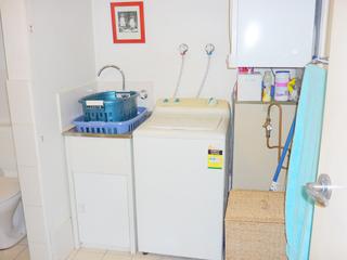 Laundry (2010-08-19)