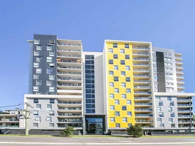 8/1-3 Bigge Street, NSW 2170