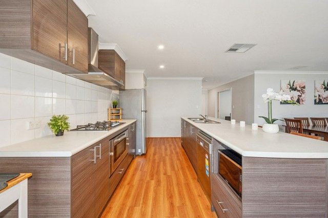 30 Cornforth Way, WA 6112