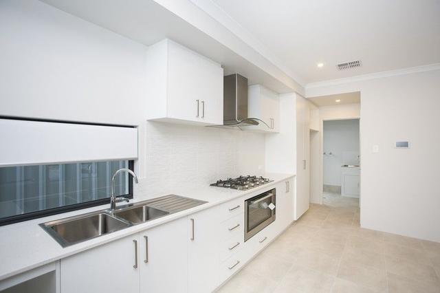 2/119 Fairway, WA 6009