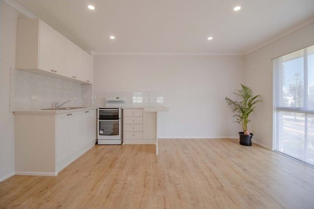 8/23 Stevens Street, QLD 4215