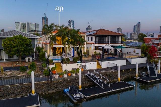 2/25 Paradise Island, QLD 4217