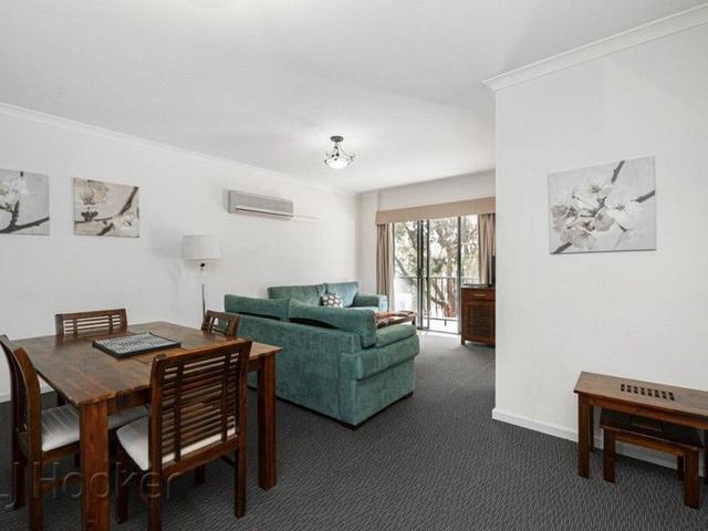 3/11 Regal Place, WA 6004