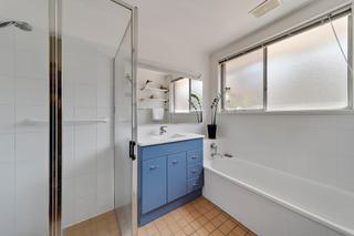 Bathroom (2019-10-16)