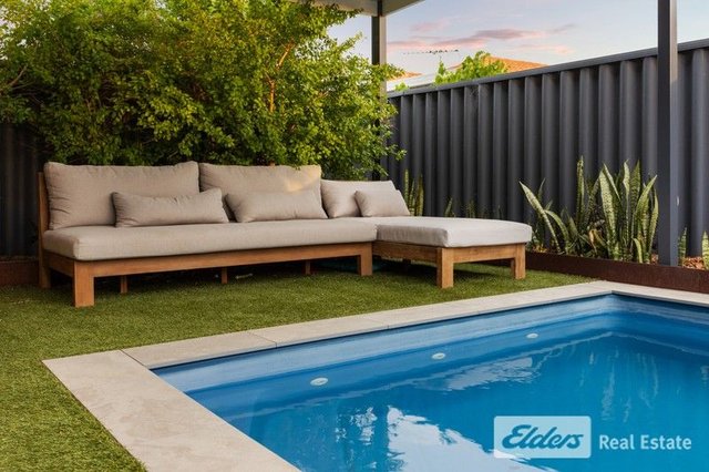 68 Pamplona Boulevard, WA 6172