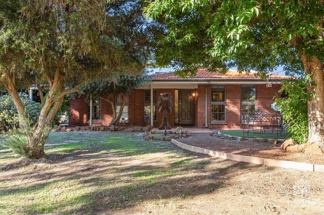 42 Heslop Road, WA 6076