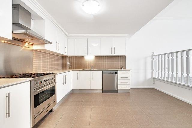 15/3-5 Shackel Avenue, NSW 2100