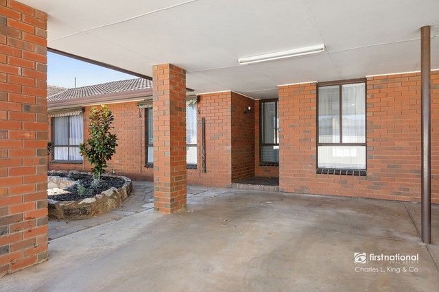 2/6 Echuca Street, NSW 2731