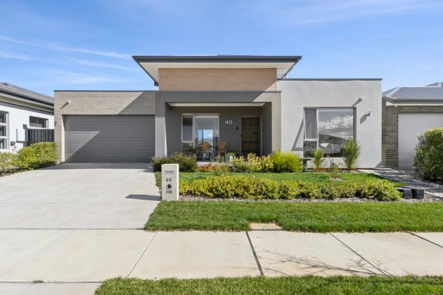 40 McGowan Crescent, NSW 2620