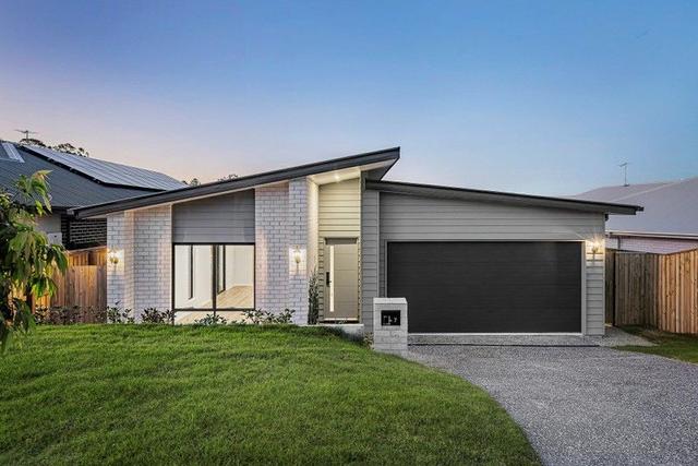 7 Watertower Street, QLD 4125