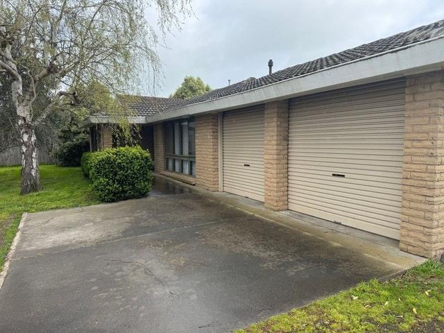 17 Paul Street, VIC 3844