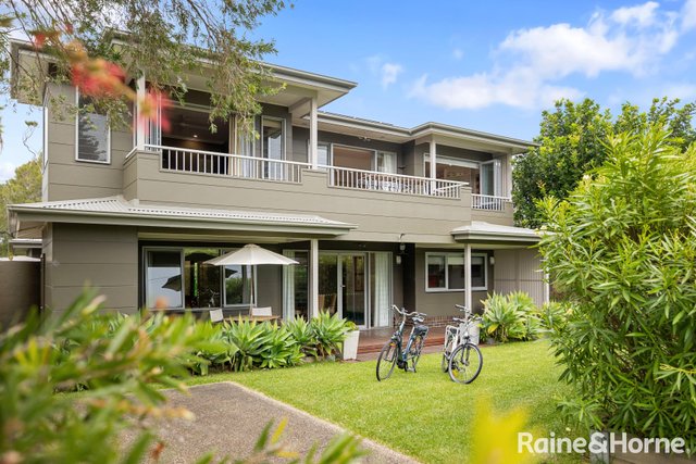 30 Harrington Crescent, NSW 2539