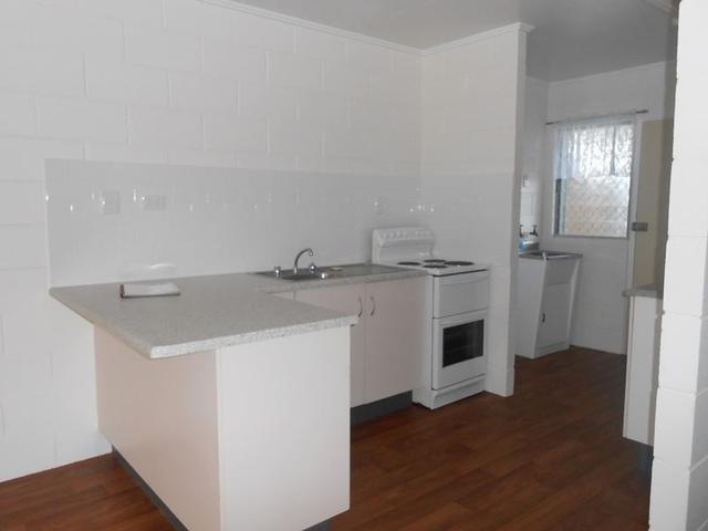 1/65 Charlotte Street, QLD 4814