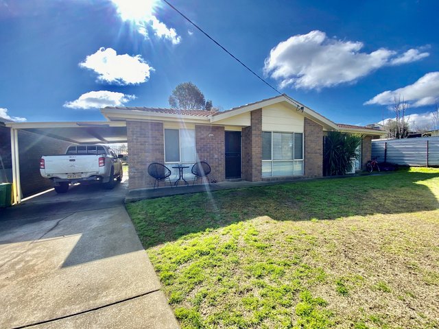 7 Cooramin Street, NSW 2650