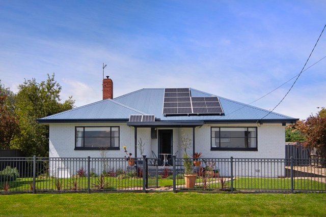 15 Fourteenth Street, VIC 3461