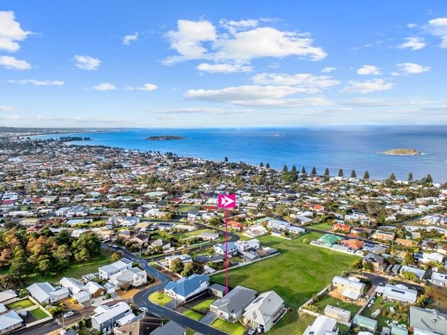 5 White Close, SA 5211