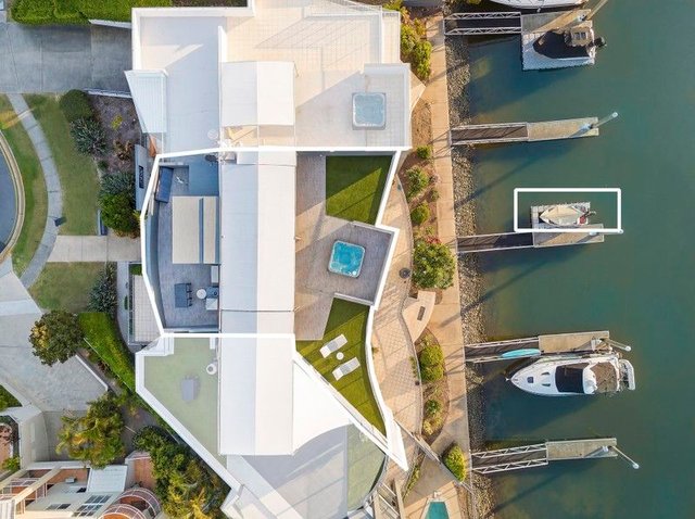 8/18 Canal Avenue, QLD 4216