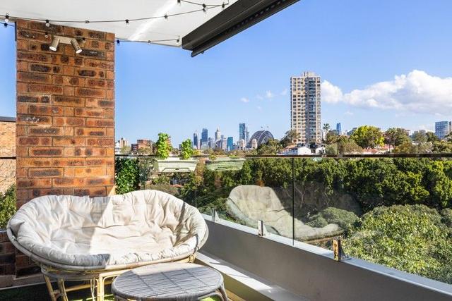 25/2 Spruson Street, NSW 2089