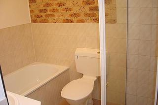 Bathroom (2005-09-08)