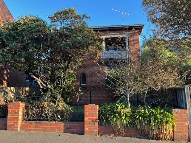 2/240 Ryrie Street, VIC 3220