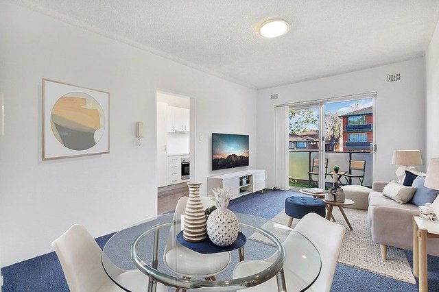 1/19 Myra Road, NSW 2203