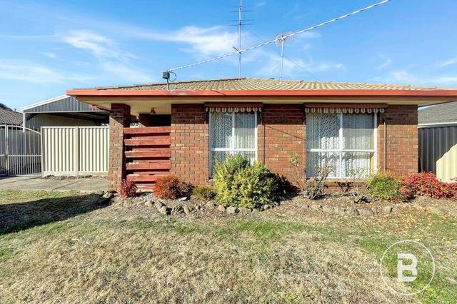17 Kowree Crescent, VIC 3356