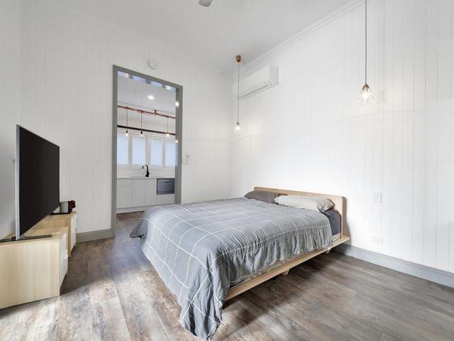 2/121 Merthyr Road, QLD 4005