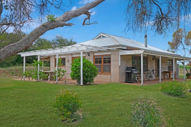 4 Main North Road, SA 5452