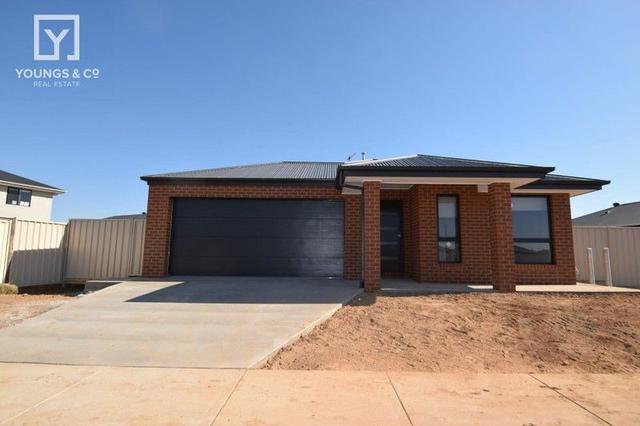 2 Palace St, VIC 3629