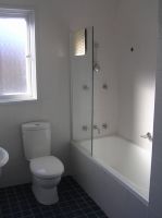Bathroom (2005-08-25)