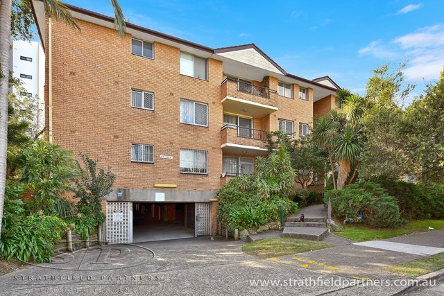 27/11 Lyons Street, NSW 2135
