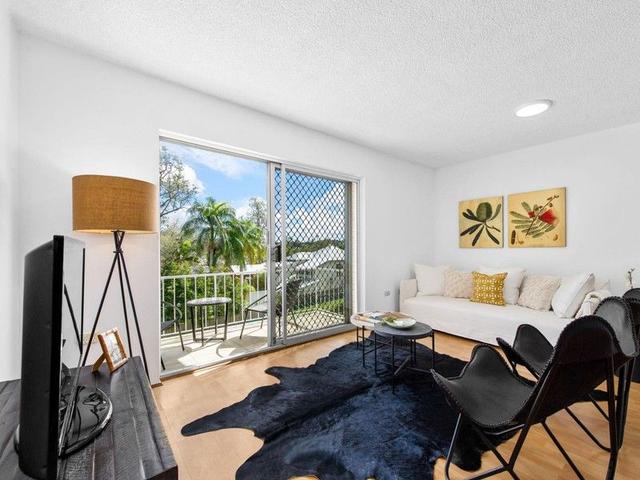 4/66 Dunsmore Street, QLD 4059