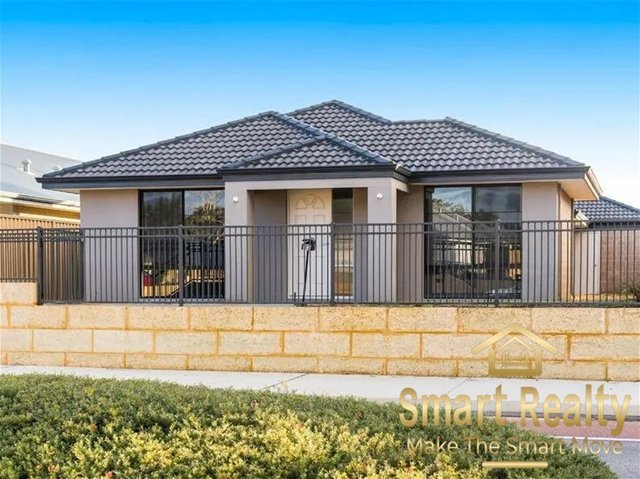 32 Kardan Boulevard, WA 6122