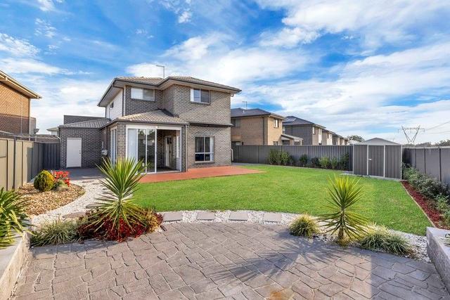 7 Pleasance Street, NSW 2765