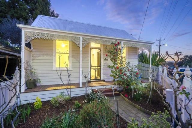 43 Dover Road, VIC 3016