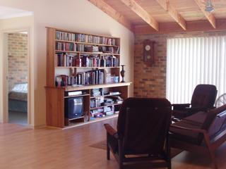 Family room (2005-03-16)