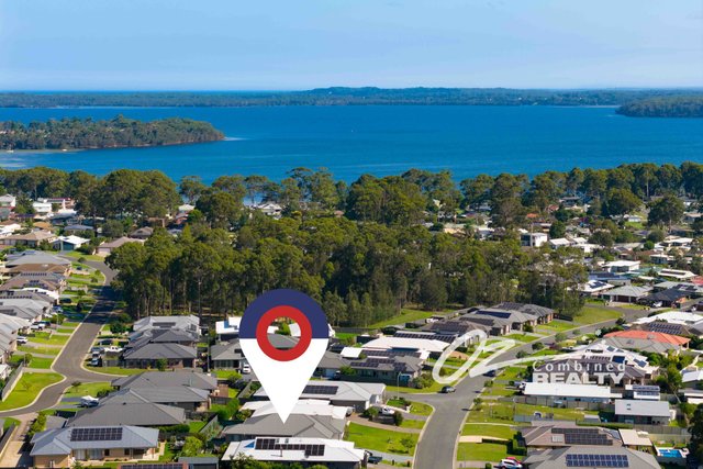 13 Nadine Street, NSW 2540