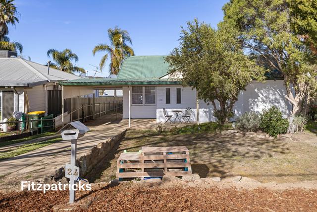 24 Condon Avenue, NSW 2650