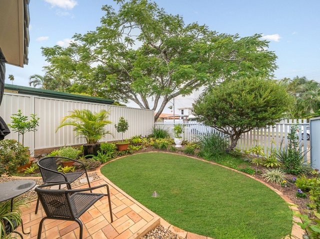 1/15 Livermore Street, QLD 4020